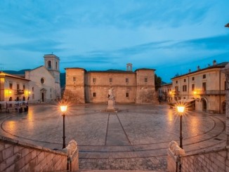 Prosegue la rassegna letteraria “Aperitivo con l’autore”