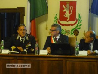 Norcia saluta il tenente dei Carabinieri Enrico Alfano