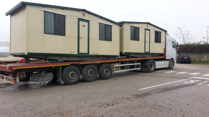 Norcia e Cascia, arrivati i primi maxi caravan e le casette mobili