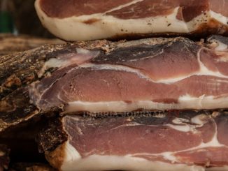 Terremoto, decreto tutela produzione, giù le mani dal prosciutto Norcia igp