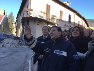 Paolo Gentiloni ritorna a Norcia, il ringraziamento della presidente