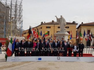 Vertice Europarlamento Norcia, inno europeo nella piazza principale