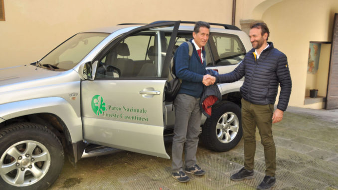 Il Parco delle Foreste Casentinesi dona un fuoristrada al Parco dei Monti Sibillini