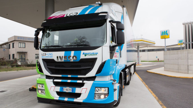 Arrivano i truck di LC3 trasporti in aiuto dei bambini terremotati