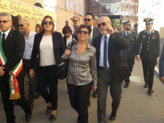 Commissario De Micheli a Norcia, al vostro fianco, ma no assistenzialismo