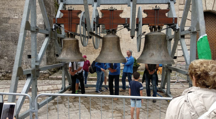 Norcia, campane risuonano. Alemanno, suono ci dà emozione speranza