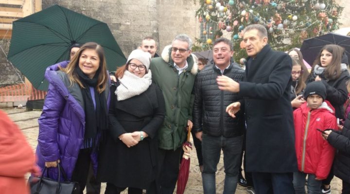 Ezio Greggio lancia l'appello da San Bendetto 'venite a Norcia'