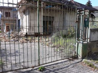 Comitato Rinascita Norcia, strappati altri cinque lenzuoli a Norcia