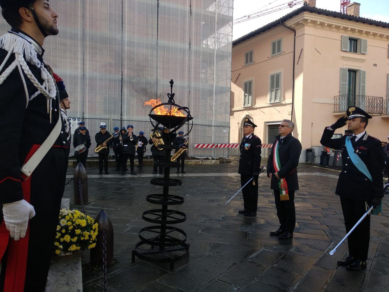 Celebrato il 4 novembre a Norcia, copia Costituzione ai diciottenni