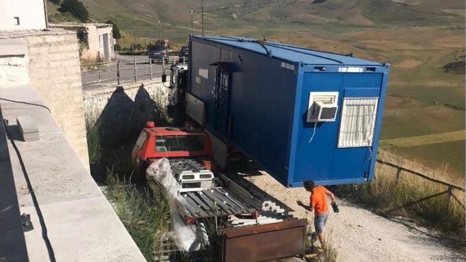 Zona Cesarina simbolo del Centro Aggregativo post sisma è stato rimosso