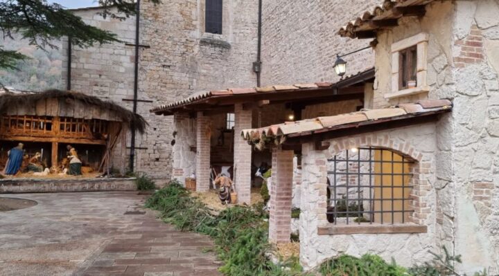 Cascia, il Presepe vivente animato dai bambini delle scuole. 40 i piccoli studenti che rievocano la Natività