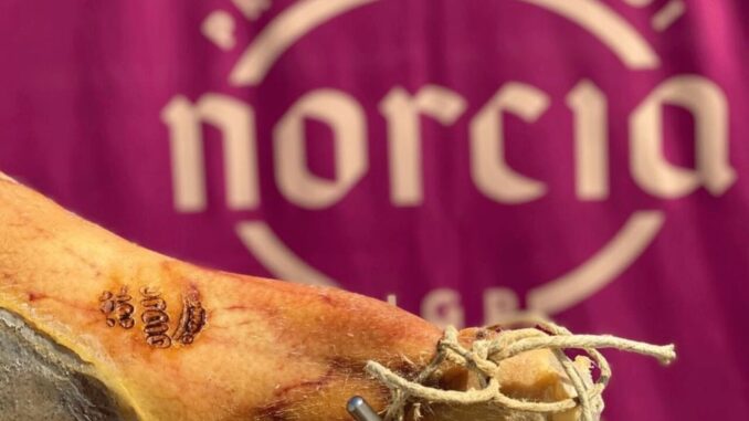 Consorzio di Tutela Prosciutto di Norcia IGP presente a Nero Norcia tre giornate dedicate al gusto del territorio.