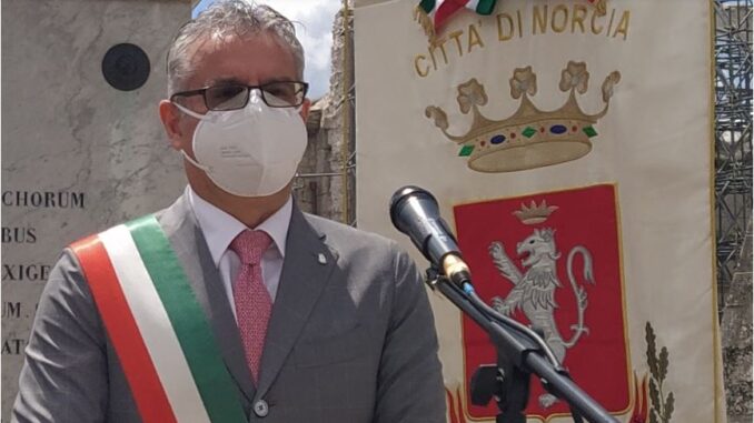 Norcia, demo-ricostruzione in zona vincolata inquadrata come ristrutturazione edilizia