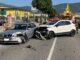Bmw 320 contro Ford Escort, violento impatto, incidente stradale a Norcia