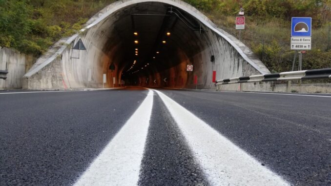 ANAS: Ultima fase dei lavori all'interno della galleria sulla SS685