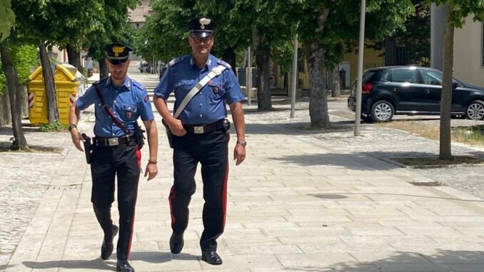 Furto di rame al cimitero, i Carabinieri denunciano due persone