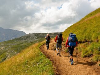 Trekking ghiotto Sibillini: esperienza unica a Castelluccio di Norcia 