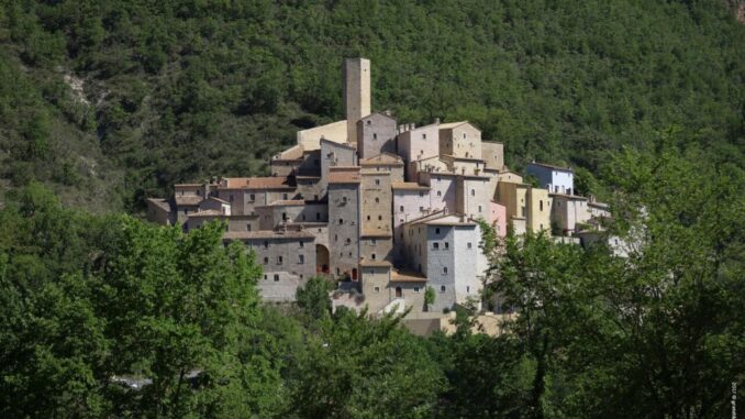 Postignano Music Festival, armonie tra borgo e cielo