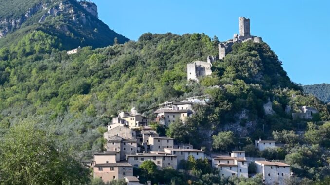 Ferentillo ospita "Italia e Regioni" per festeggiare il folklore italiano