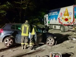 Incidente mortale sulla 685 Valnerina, un morto e un ferito, scontro auto e camion