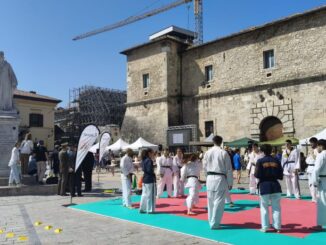Norcia ‘travolta’ da un’ondata colorata di associazioni: la rinascita passa anche dallo sport
