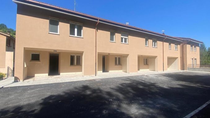 Preci, a Faito la consegna di dieci case ricostruite post sisma