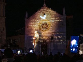 Norcia celebra la rinascita della Basilica di San Benedetto