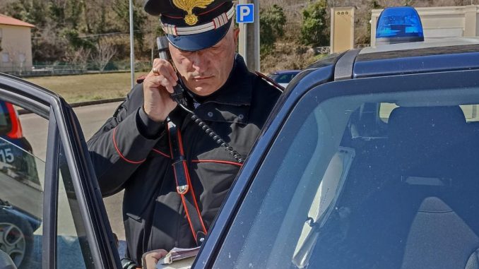 Stalking, arrestato 37enne con braccialetto a Vallo di Nera