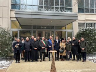 La Fiaccola del Perdono e della Pace di Santa Rita illumina Chicago