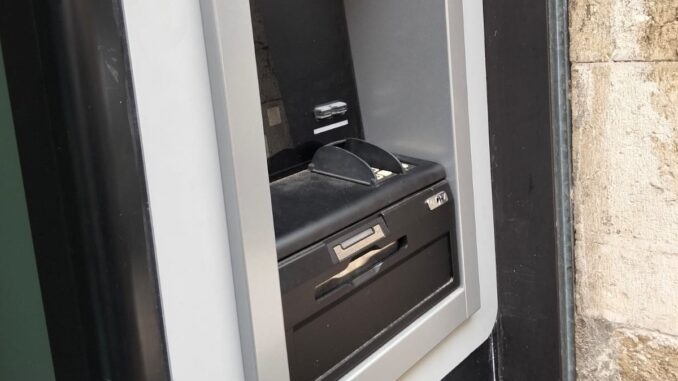 A Monteleone di Spoleto chiusura del servizio Bancomat