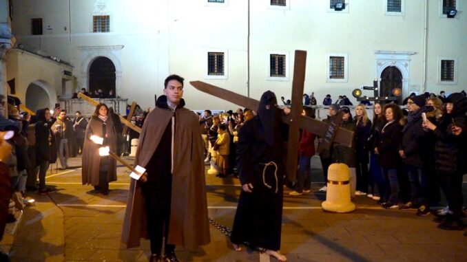 Processione del Venerdì Santo nel centro storico di Cascia