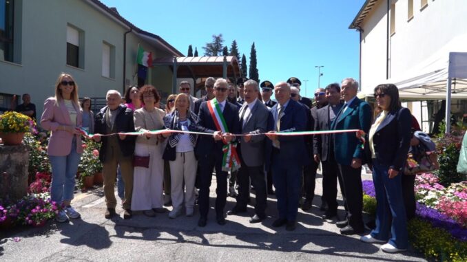 È sbocciata ‘Primavera in Valnerina il centro storico di Sant’Anatolia in fiore’